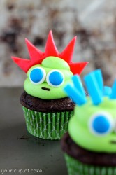 Easy Halloween Cupcake Ideas! - Your Cup of Cake