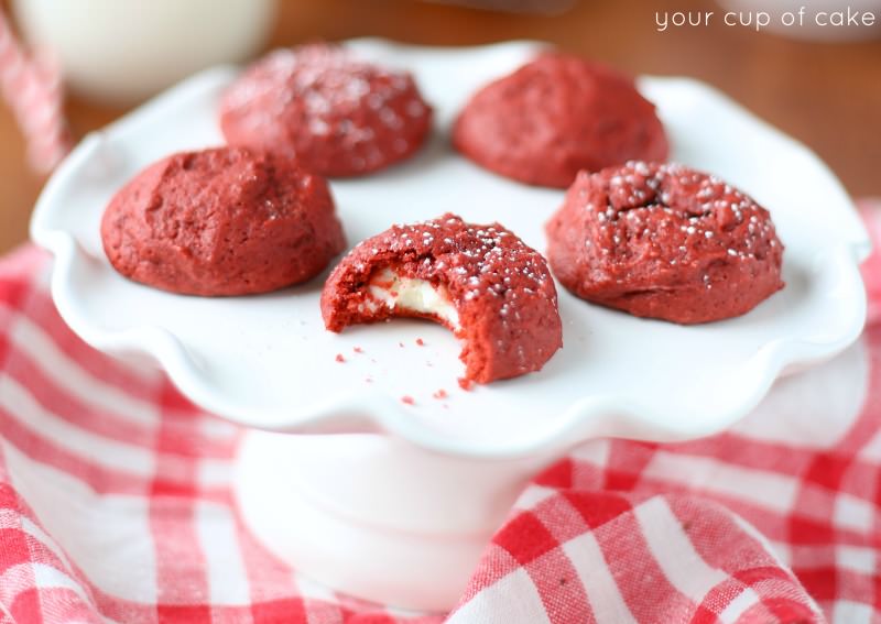 Red Velvet Cookies with Cream Cheese Chips : r/Baking