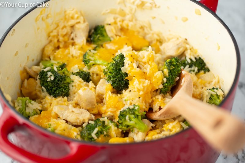 One Pot Cheesy Chicken Rice And Broccoli - Your Cup Of Cake